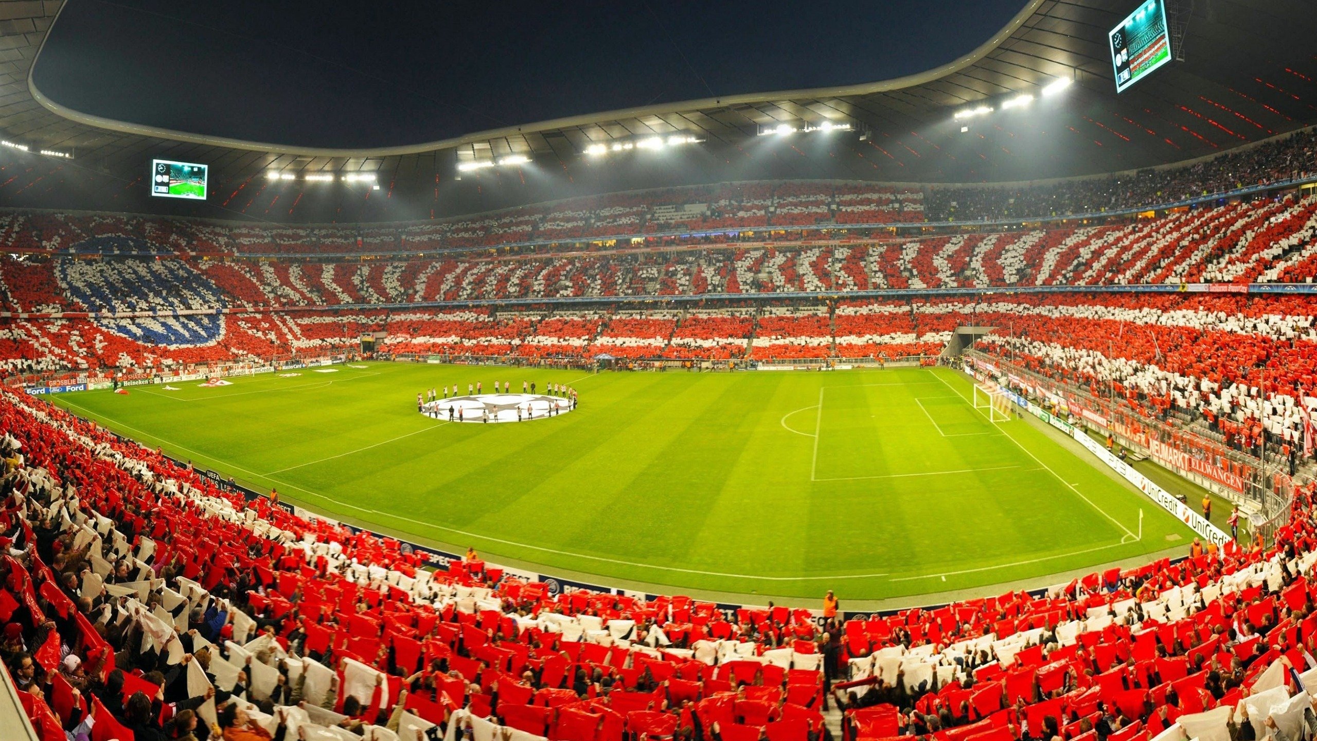 当终场哨响，库尔图瓦的沉默与苏格兰的叹息